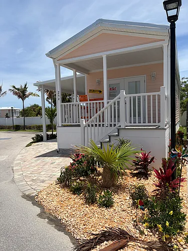 254 NE Coastal Dr Photo 1