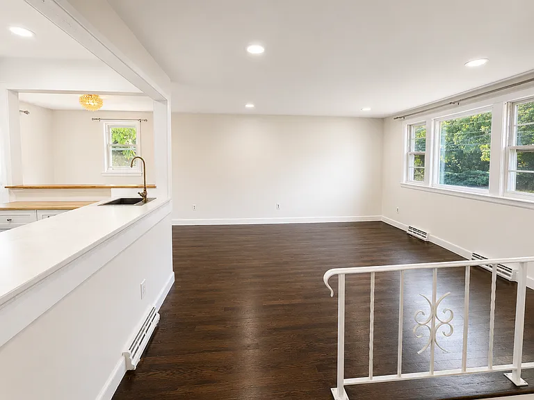 66 Harrison Ave — Photo 6