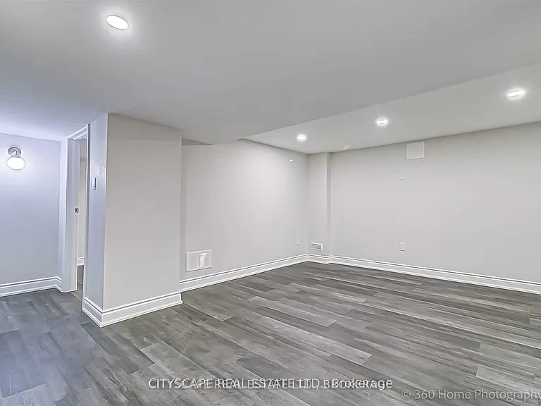 176 Wellesworth Dr #BASEMENT — Photo 6