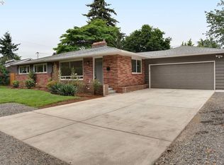 10551 NE San Rafael St, Portland, OR 97220