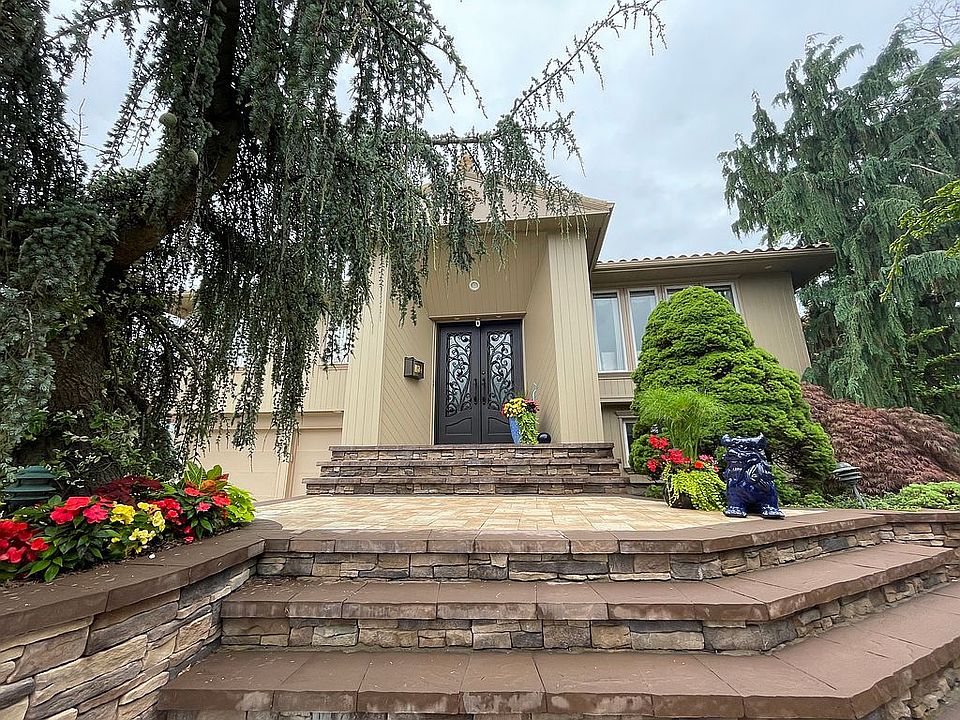 1st image of 732 Imperial Dr