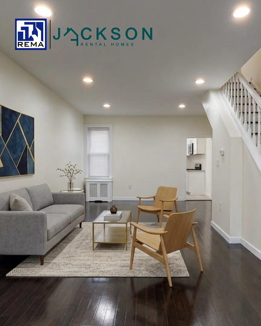 Charming 3 BR/1 BA Philly Row Home with Porch, Deck & Basement — Photo 2