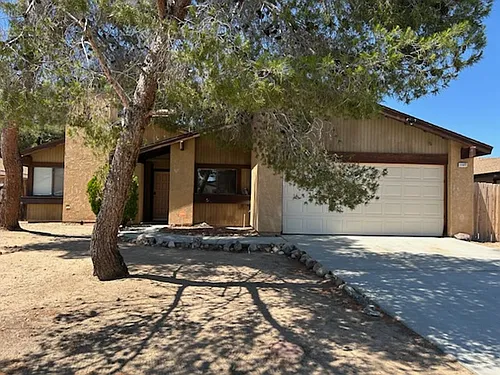 1127 N Mono Ct Photo 1