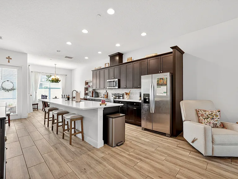 8412 Karrer Ter — Photo 11