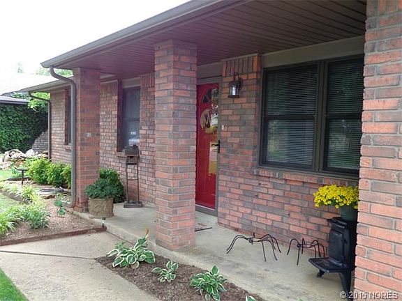 5th image of 13672 S Hickory Pl E