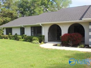 150 Rabbit Run Rd, Rainsville, AL 35986