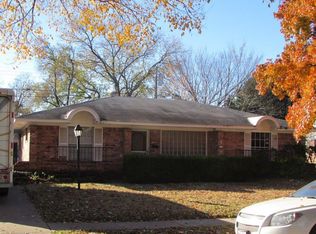 2112 Spanish Trl, Irving, TX 75060