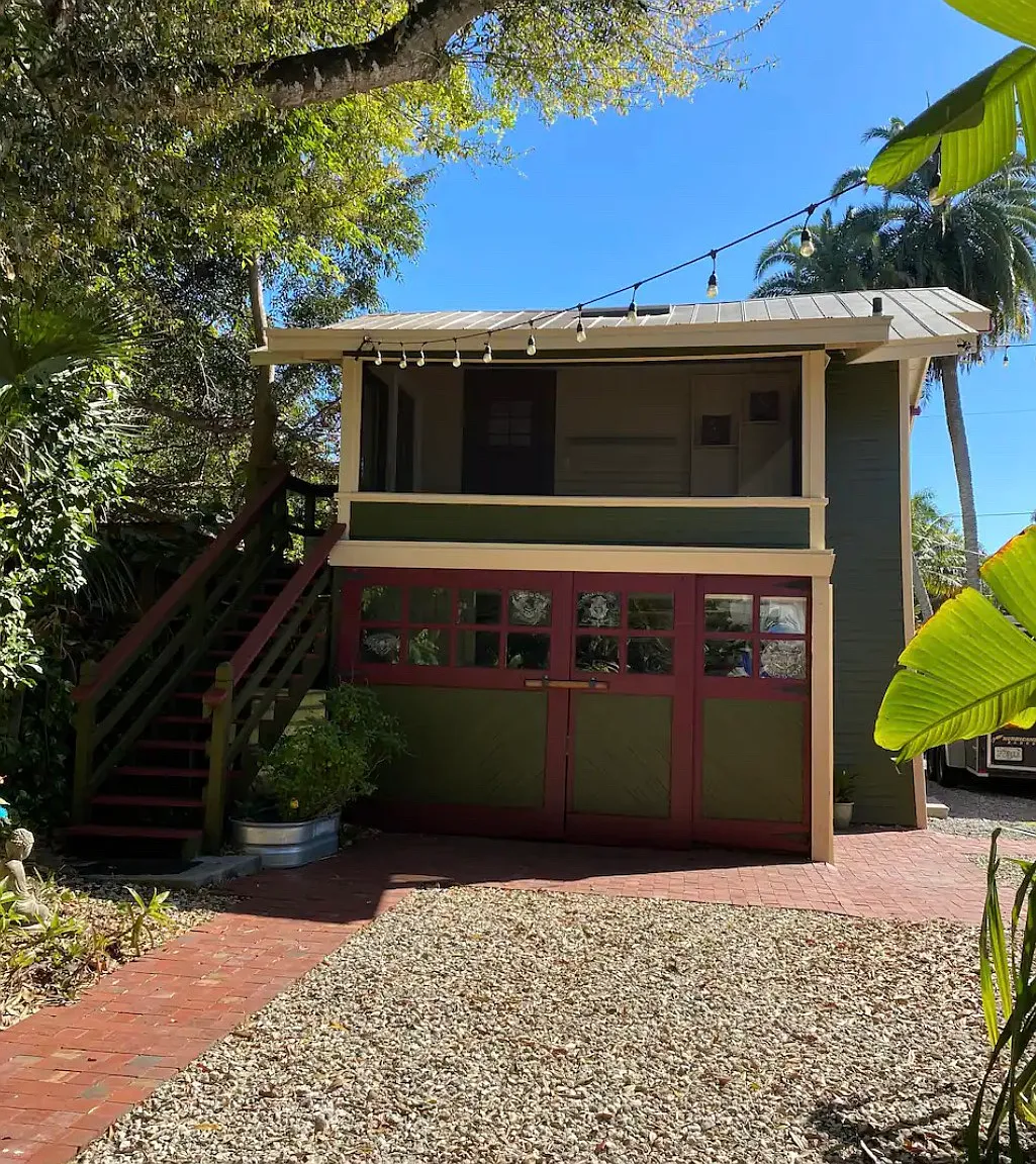 Studio, 350 sqft, $1,200 — Photo 1