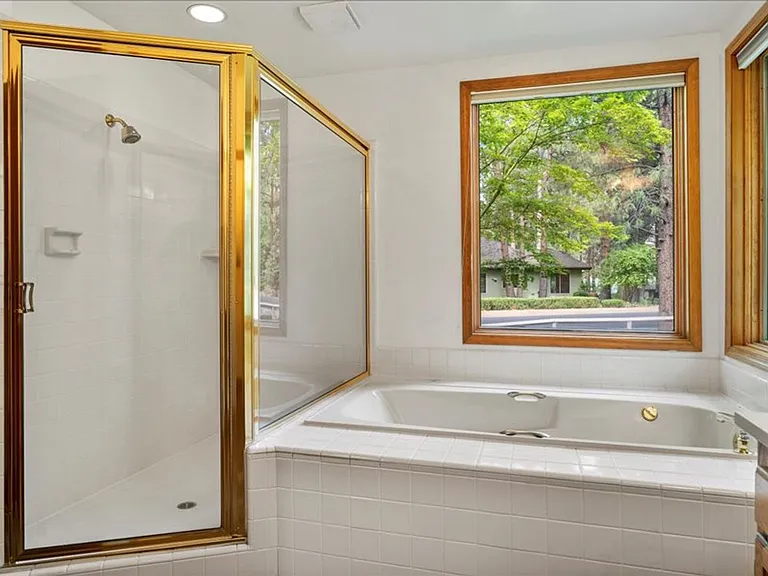 20380 Big Bear Ct — Photo 30