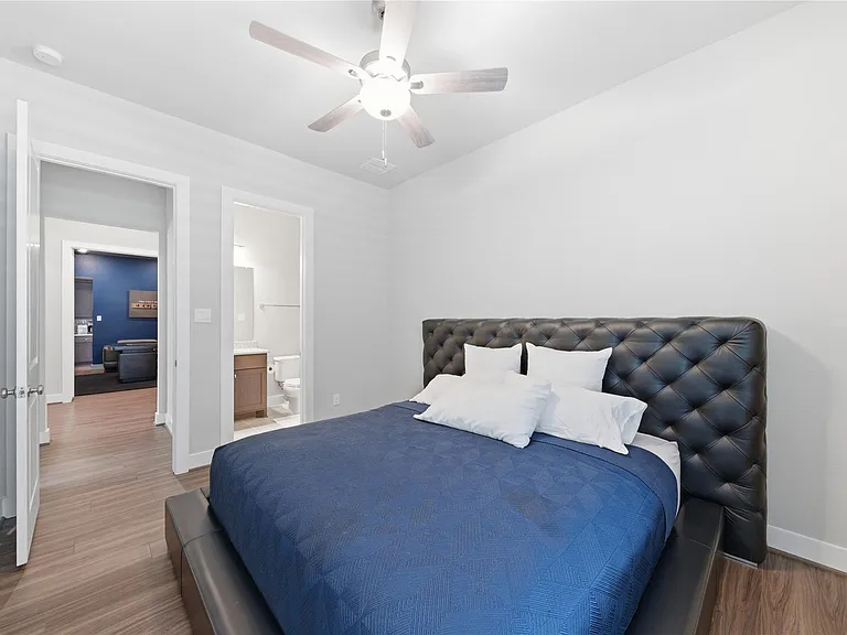 13715 Aventino Pointe Dr — Photo 21
