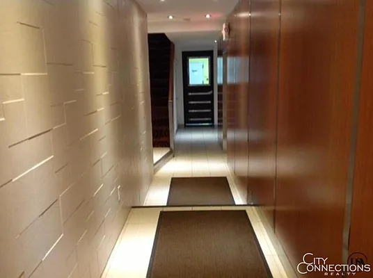 Rented by City Connections Realty | media 17