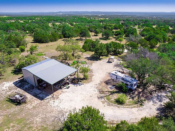 5th image of 322 Maverick Way