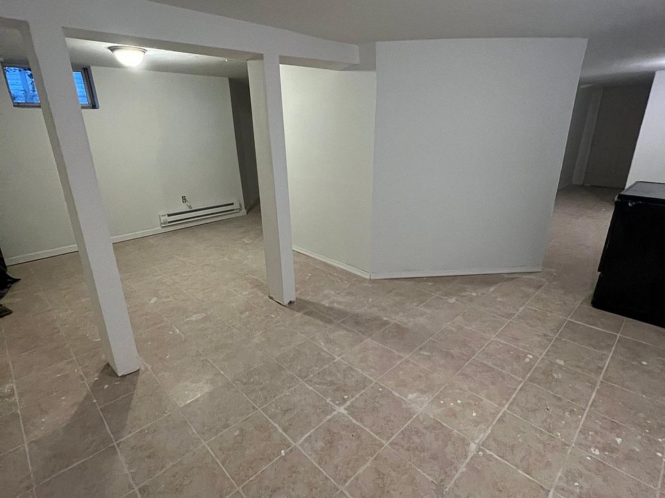2nd image of 42 Taft Ave #1
