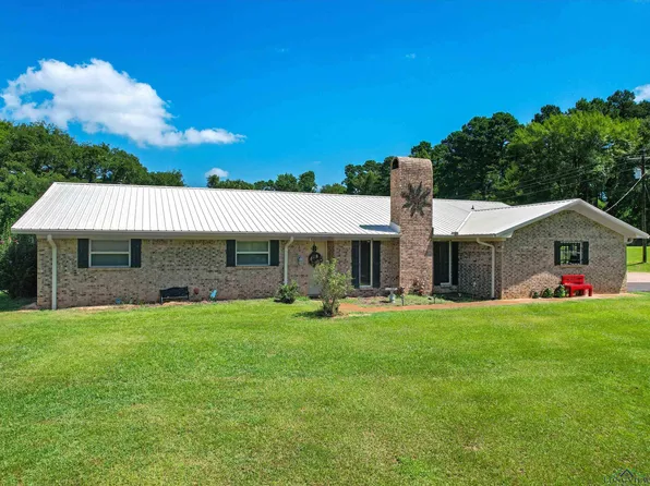 1105 State Highway 11 E, Daingerfield, TX 75638