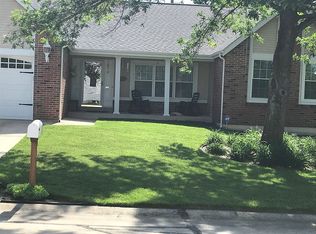 2156 Lee Ridge Dr, O'Fallon, MO 63368