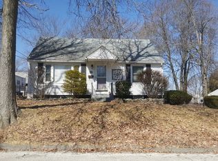 11 Mount Holyoke Ave, Worcester, MA 01605