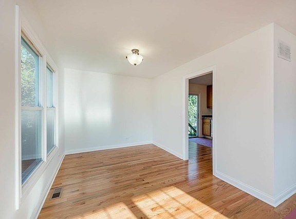 5th image of 1921 Aspen Ln