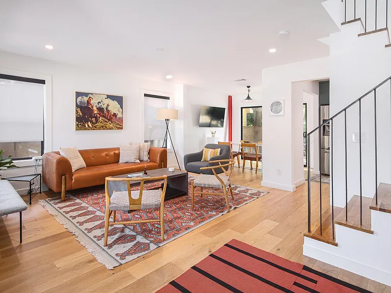 108 Chicon St — Photo 3
