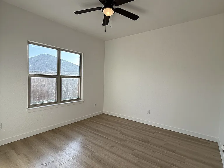 5708 Kemper St #1 — Photo 8