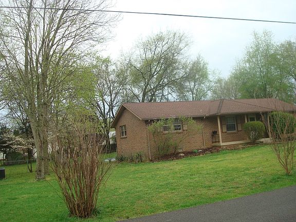 3rd image of 6724 Scenic Dr