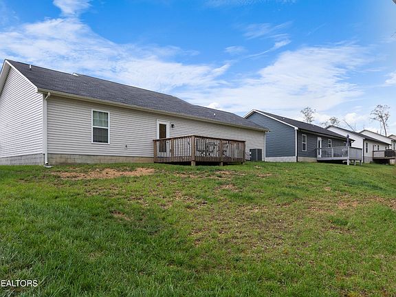 5th image of 3325 Townsend Park Ln