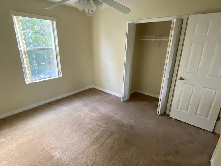 231 NE 28th Ave #105 — Photo 22