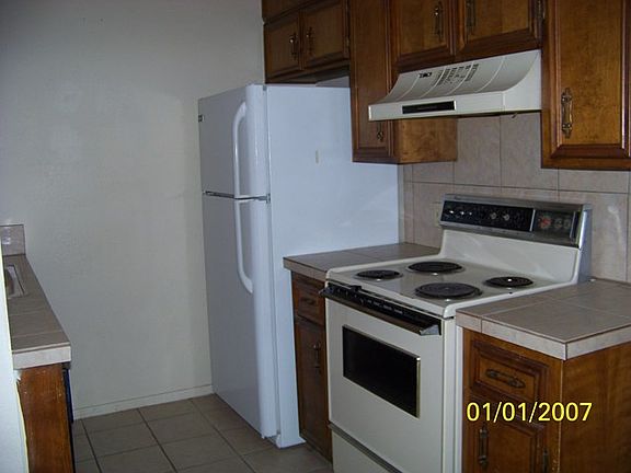 5th image of 4808A Country Club Dr