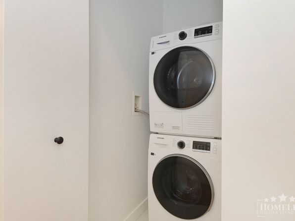 1 bedroom rental in Surrey — photo 12