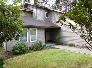 1541 Glenwood Dr, Brookings, OR 97415