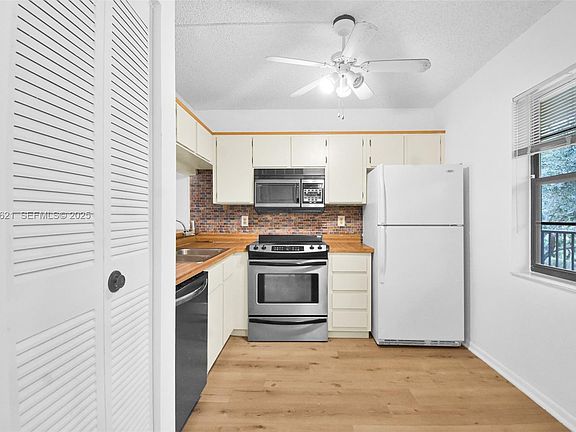 5th image of 10501 W Broward Blvd APT 304