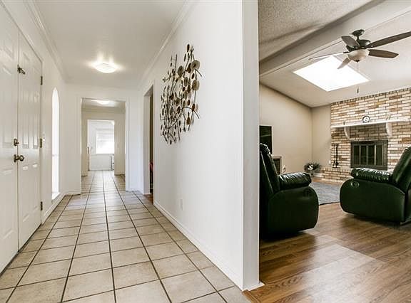 5th image of 2517 Cedar Elm Ln