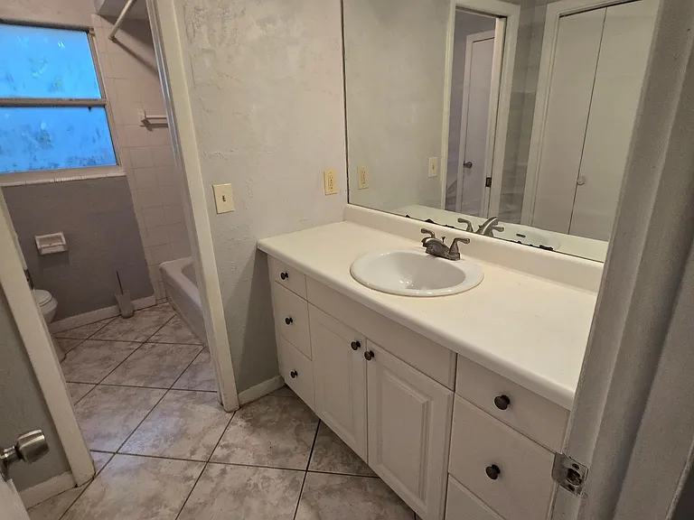 3413 Sherwood Dr #B — Photo 12