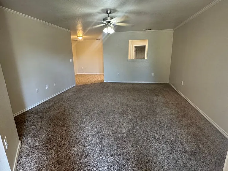 1208 N Bangor Ave — Photo 11