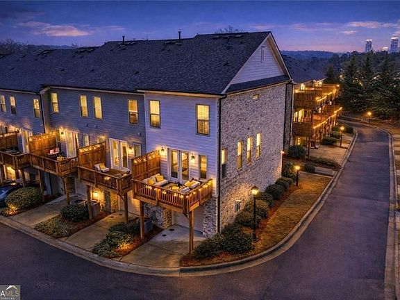 5th image of 4219 Deming Cir