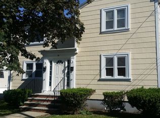 34 Meadowbank Ave FLOOR 2, Mattapan, MA 02126