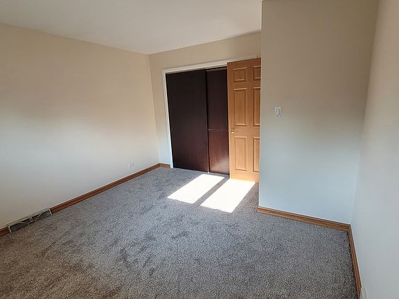 4th image of 1020 Kim Pl