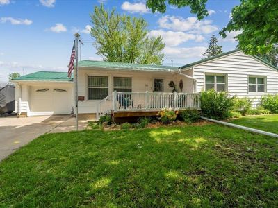 511 5th St SE, Oelwein, IA, 50662