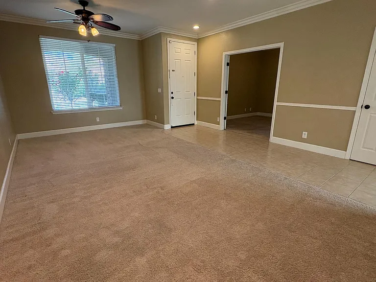 1105 N Perry Ave — Photo 9