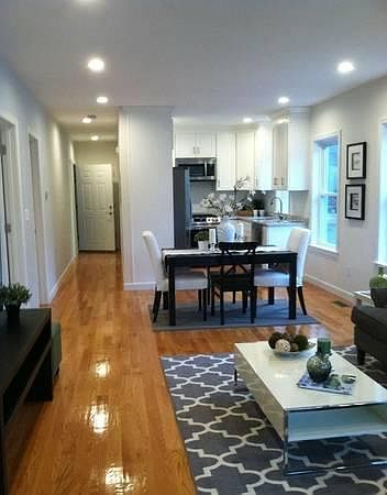 1st image of 381 Essex St #1