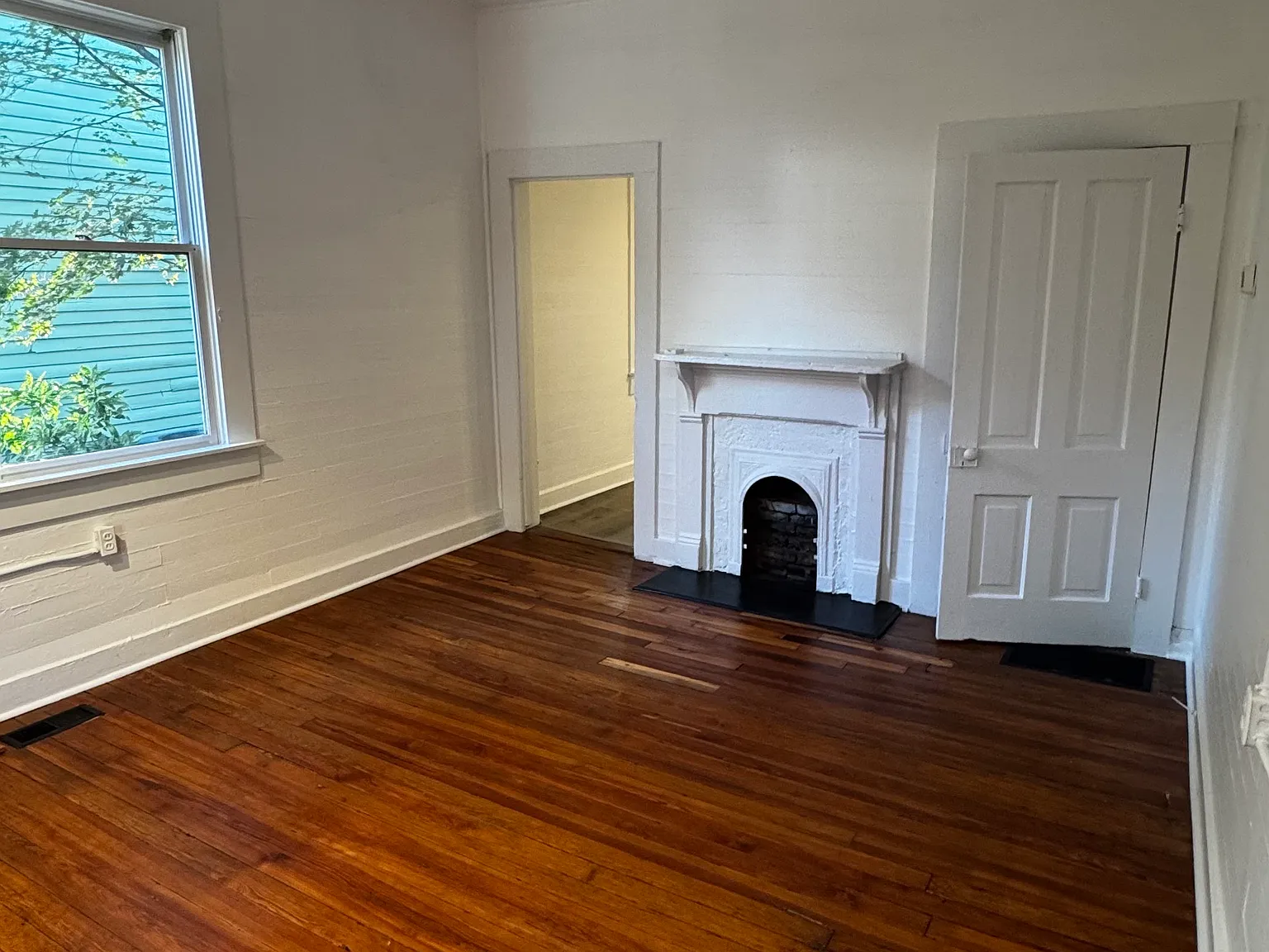 197 Carroll St SE — Photo 3