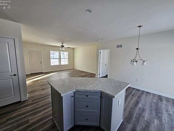 3rd image of 288 Caleb Dr