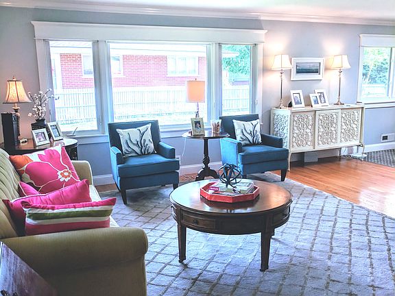 2nd image of 705 Shawn Ln