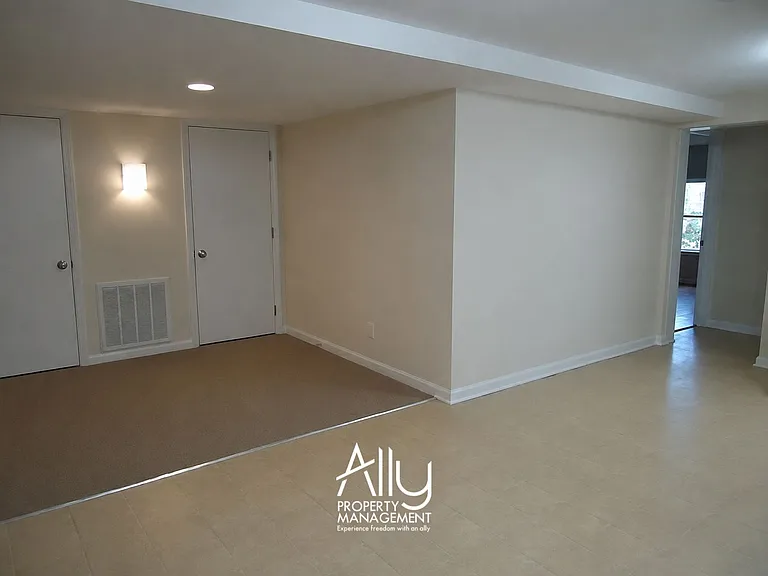 210 Raymond Ave #B — Photo 2