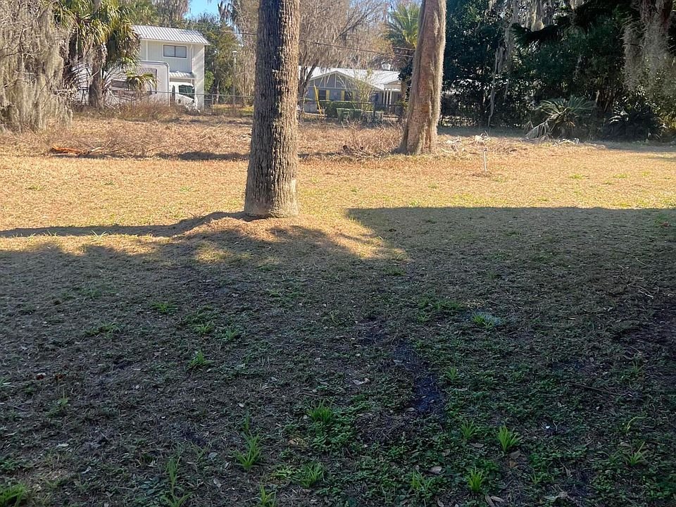 2nd image of 903 S MOODY Road