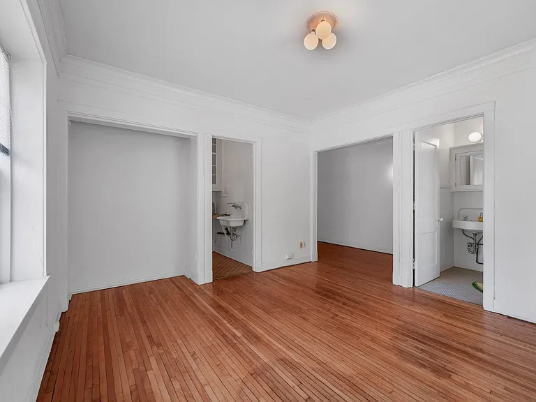 The Park Apartments — Photo 124