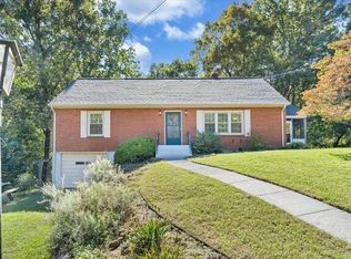1482 Wolf Creek Dr, Vinton, VA 24179