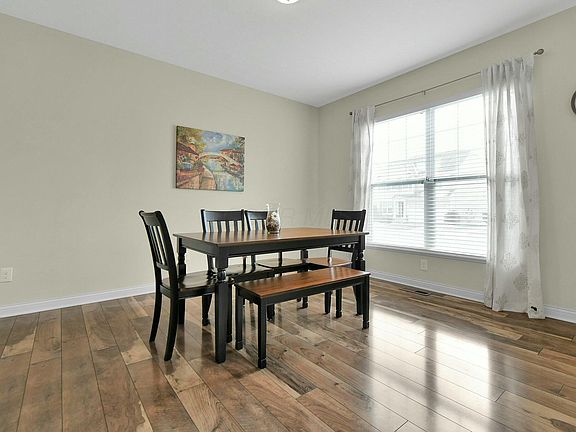 3rd image of 8668 Aconite Dr