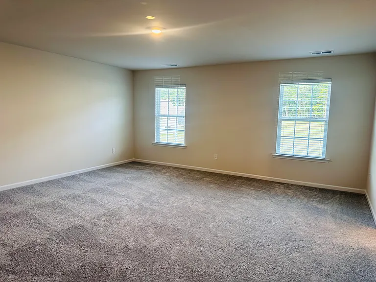 Primary Bedroom 18' x 17'
