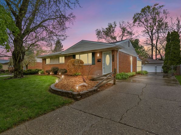 40740 Orangelawn Ave, Plymouth, MI 48170