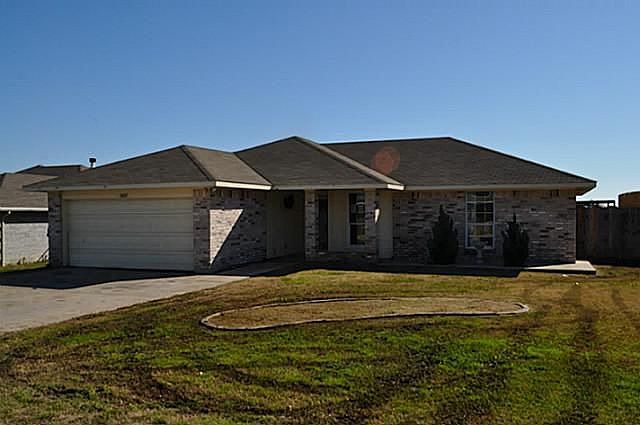 1st image of 3009 Hillsdale St